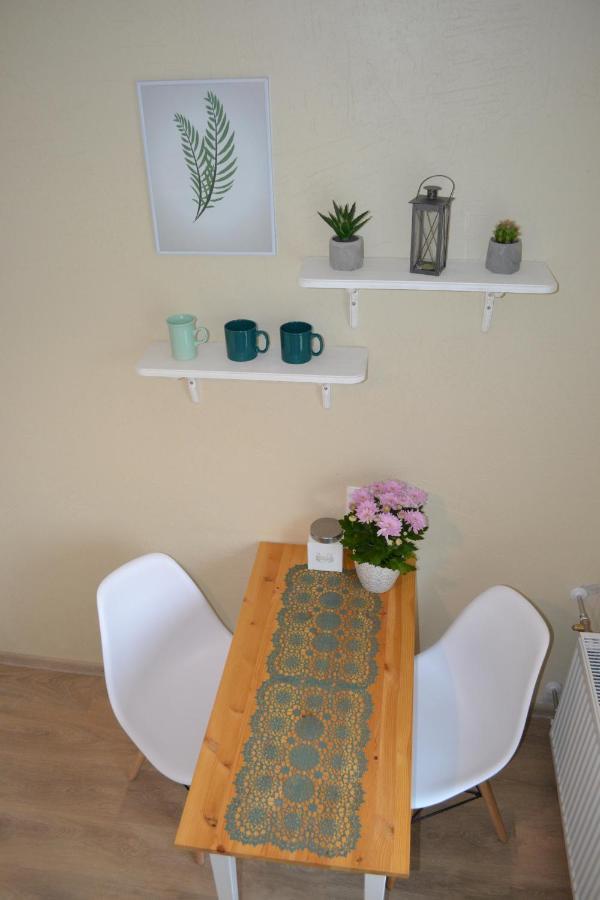 Sunny Apartment, 7 Min With Tram To The Old Town Tallinn Exterior photo